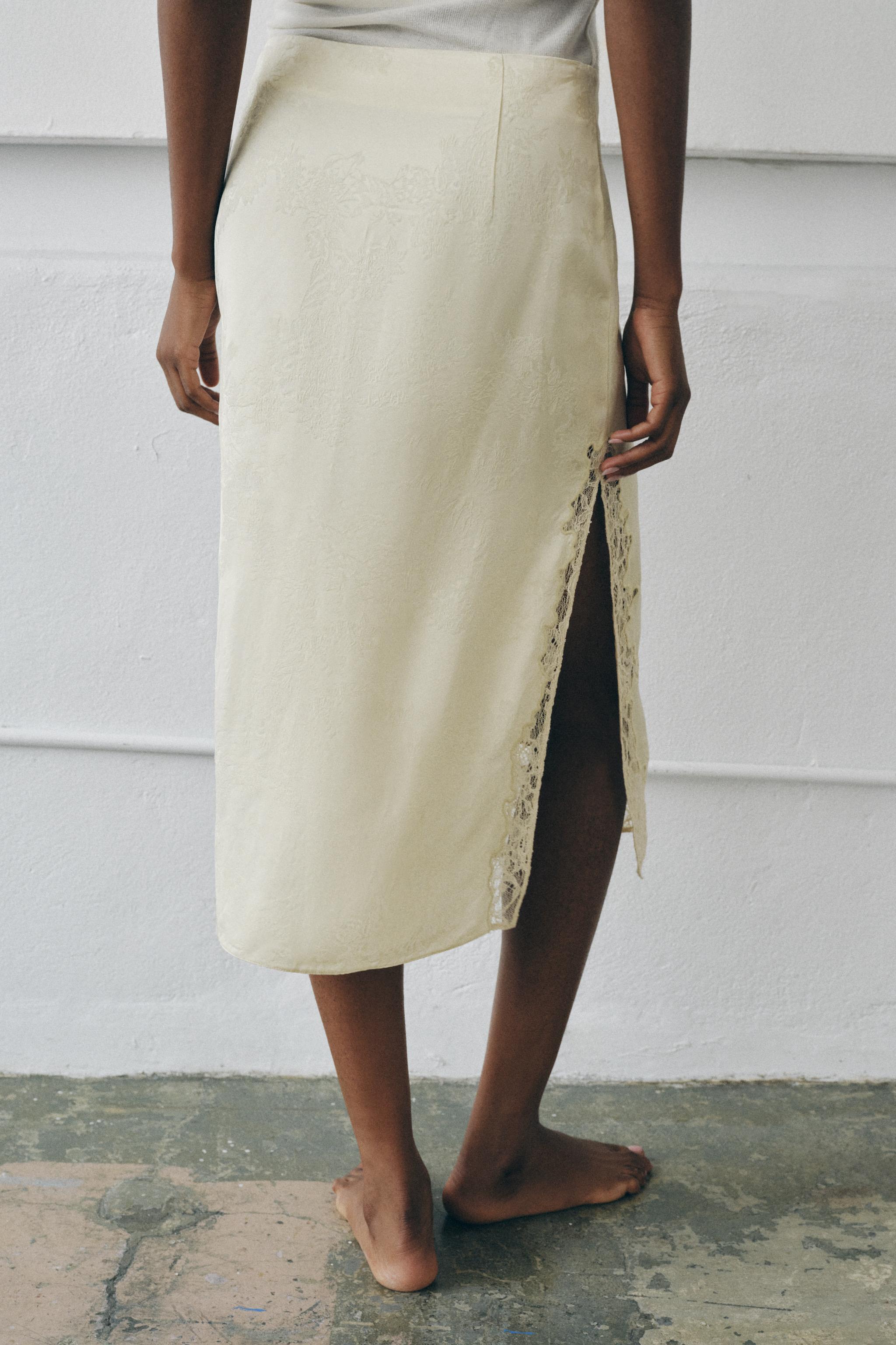 LACE JACQUARD MIDI SKIRT